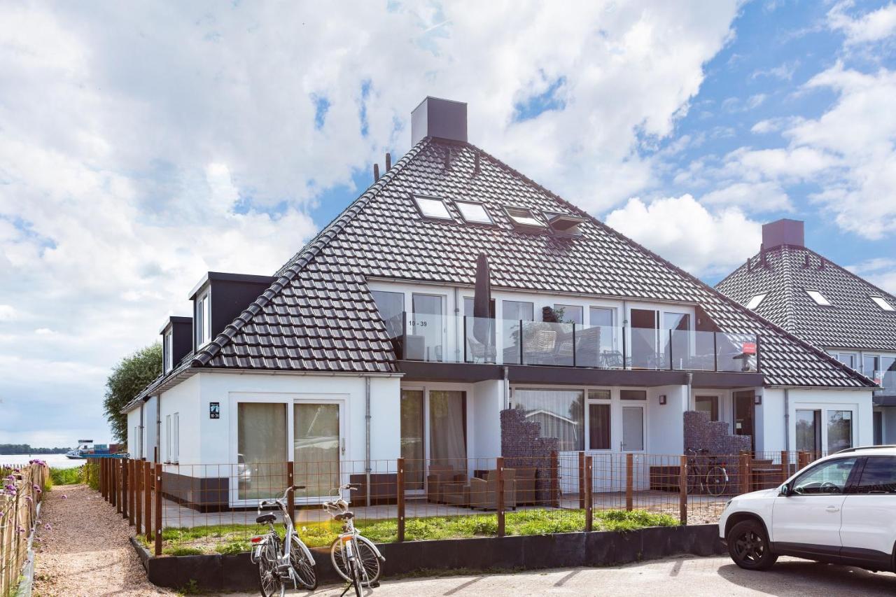 Welcome In - Paviljoenwei 10, Appartement 39 'Mar' Sneek - Offingawier Exteriör bild